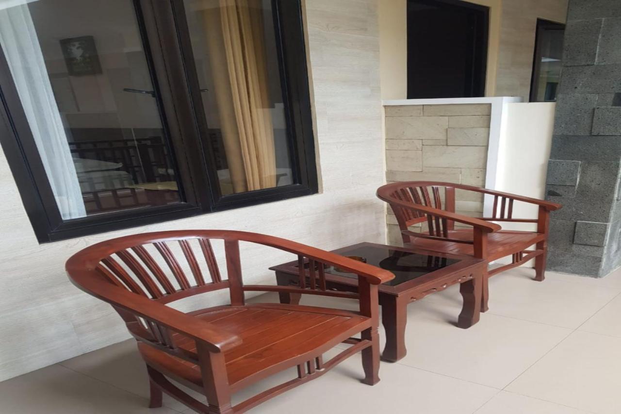 Oyo 2671 Wisma Djaja Syariah Bojonegoro Экстерьер фото